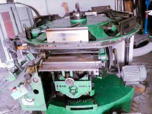 圓盤膠釘機設(shè)備